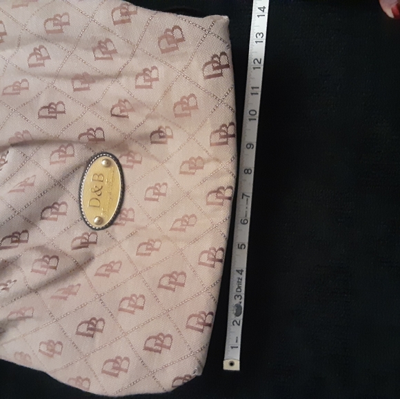 Authentic Dooney and Bourke Shoulder Bag - Picture 5 of 13